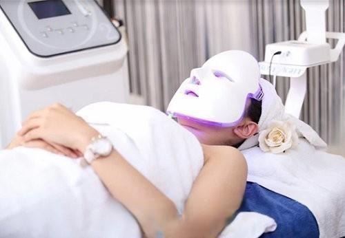 trị mụn đá ở mũi