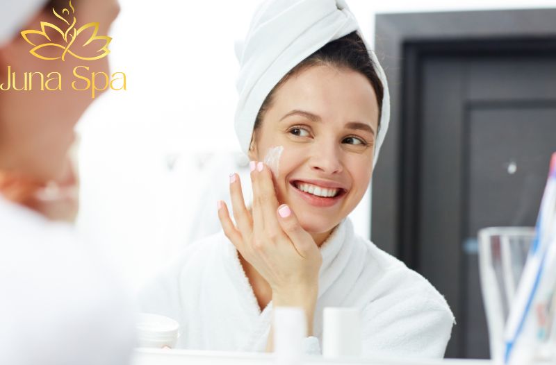 Những sai lầm phổ biến khi chăm sóc da mụn và da nám tại nhà