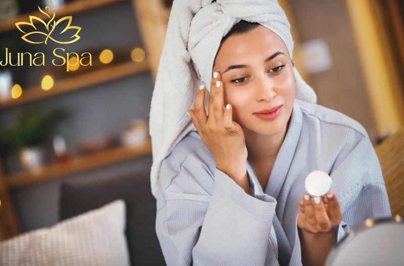 Bí quyết tối ưu chi phí khi chăm sóc da mụn và da nám tại nhà